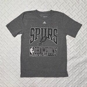 Adidas San Antonio Spurs 2014 NBA Champions gray t-shirt size small men’s